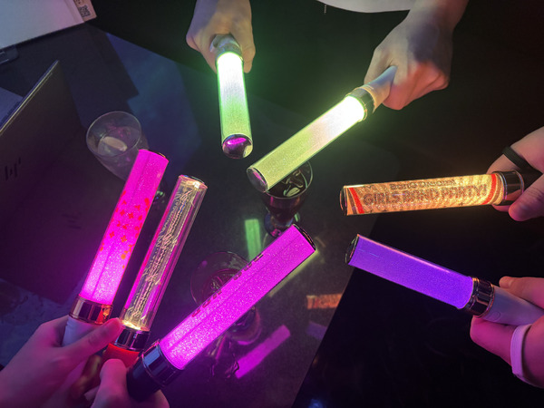 『バンドリ！ ゆめ∞みた』バーチャルでの新たなライブに没入！ メンバーの仲を荒らす悪女・ビオラって何者!? 炎上、配信事故の“鬼畜ルート”にドキドキ!?