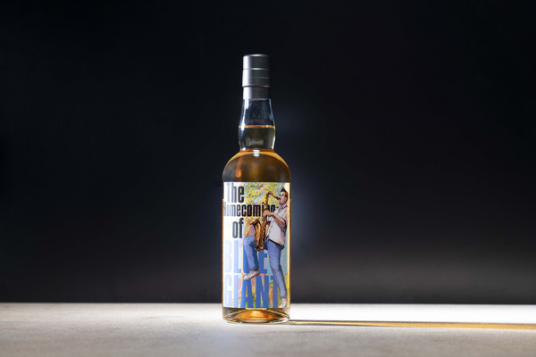 ＜カネサ藤原屋／ライブレストランJ'Z＞笹の川ウイスキー　BLUE GIANT6,600円