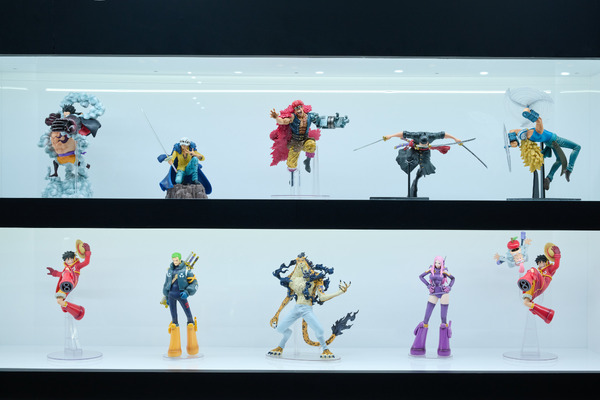 TOY&HOBBY WORLD