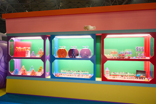 TOY&HOBBY WORLD
