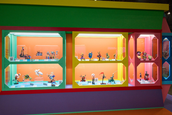 TOY&HOBBY WORLD