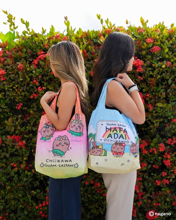 『FOLDABLE TOTE CHIIKAWA HULA』『FOLDABLE TOTE CHIIKAWA LICENSE』