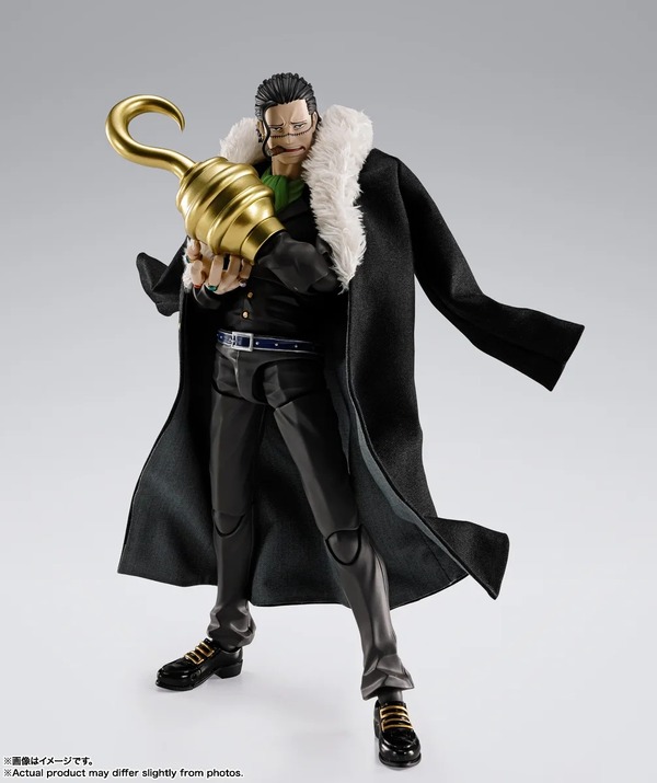 「S.H.Figuarts サー・クロコダイル -マリンフォード頂上決戦-」