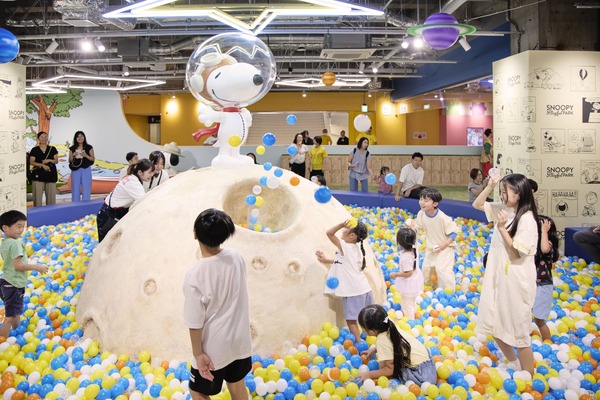 SNOOPY Playful PARK イオンモール津田沼South