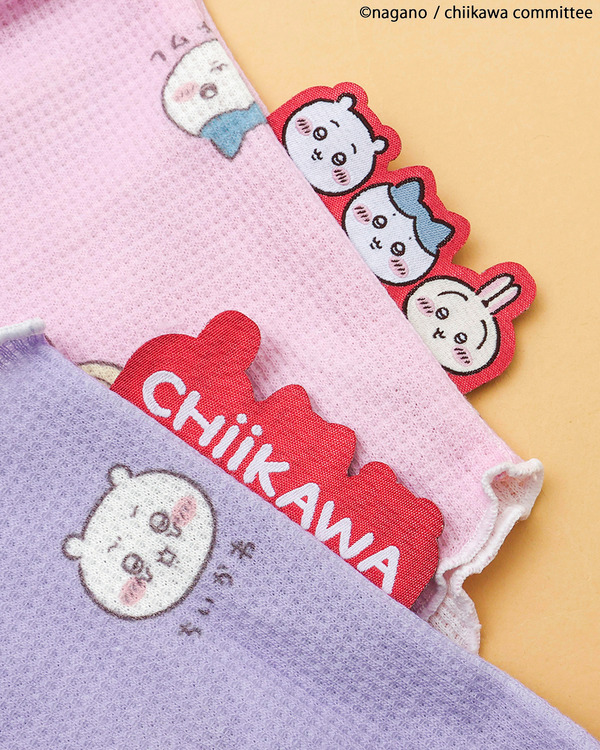 アニメちいかわワッフルヘンリーネックTシャツ