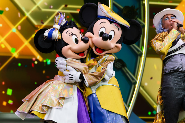 東京ディズニーランドで新ショー始動！ライブパフォーマンスで贈る豪華ステージ！【現地レポ】