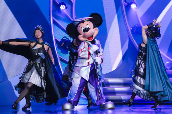 東京ディズニーランドで新ショー始動！ライブパフォーマンスで贈る豪華ステージ！【現地レポ】