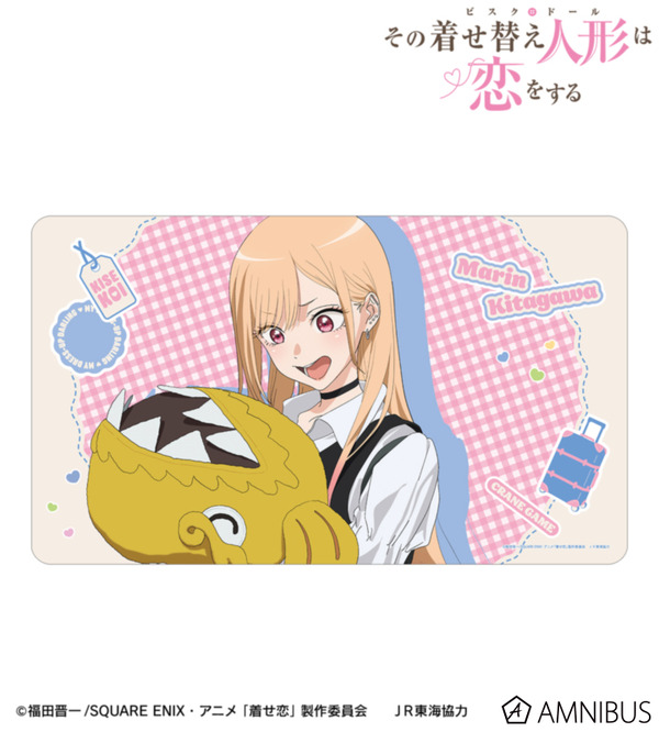 TVアニメ『その着せ替え人形は恋をする』Season 2　「描き下ろし 喜多川 海夢 クレーンゲームver. マルチデスクマット」