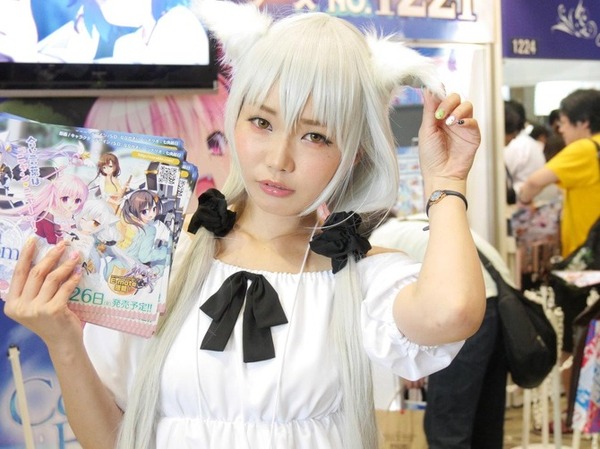 《撮影：松木和成》