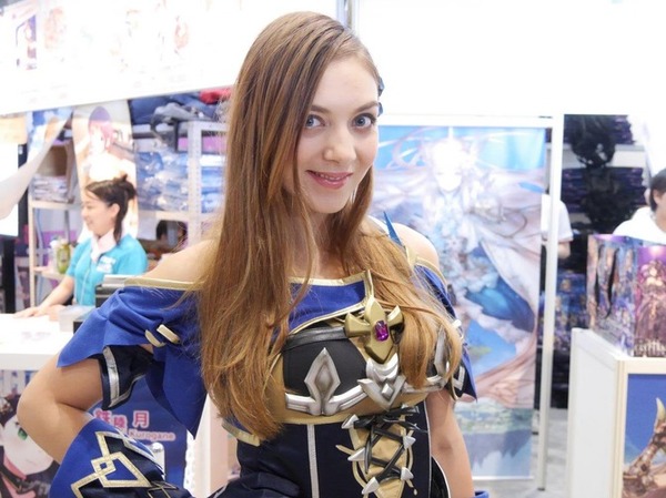 《撮影：松木和成》