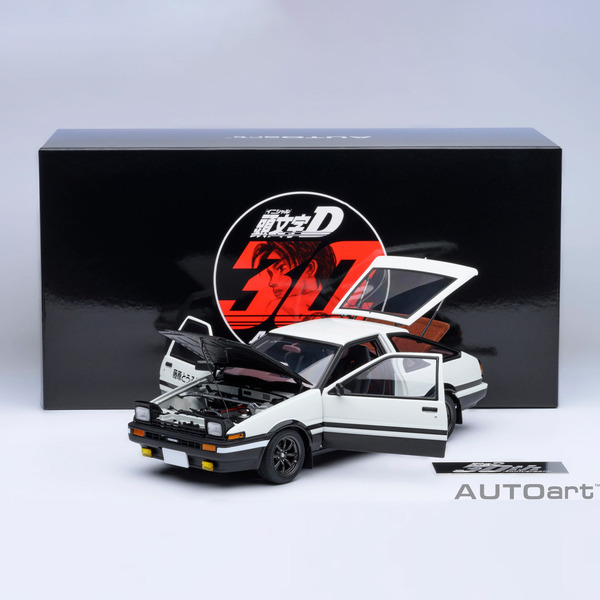 AUTOart製「1/18スケール トヨタ スプリンター トレノ（AE86）」