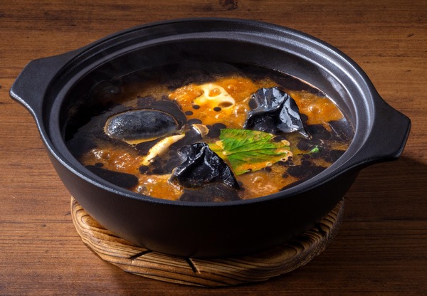 絶望のブラックチゲだし（赤チゲ味噌だし＋黒マー油）