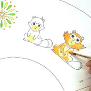 「有頂天家族」が京扇子とコラボ キャラクター扇子の絵付け体験プログラムが開催