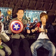 左からチョン・テセ選手、吉田麻也選手、大津祐樹選手、安田理大選手