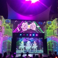 「前回のCGライブ」(C)Ｔ－ＡＲＴＳ / syn Sophia / テレビ東京 / IPP製作委員会