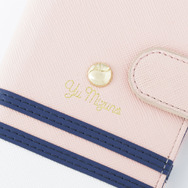 『サンリオ男子』コラボレーション スマートフォンケース／4,200円(税別) 水野 祐 モデル(C)2015, 2018 SANRIO CO., LTD. APPROVAL NO.S584763 HP