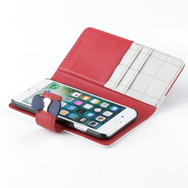 『サンリオ男子』コラボレーション スマートフォンケース／4,200円(税別) 吉野俊介モデル(C)2015, 2018 SANRIO CO., LTD. APPROVAL NO.S584763 HP