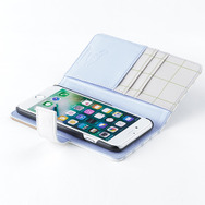 『サンリオ男子』コラボレーション スマートフォンケース／4,200円(税別) 源 誠一郎 モデル(C)2015, 2018 SANRIO CO., LTD. APPROVAL NO.S584763 HP