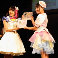 「キラッとプリ☆チャン」フォロチケ交換やPR動画配信を実演！ 放送直前ステージレポ