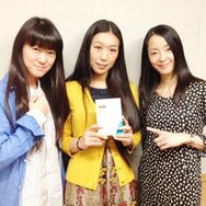 「水流と砂金」左から釘宮理恵さん、著者の宮木あや子さん、田中敦子さん。
