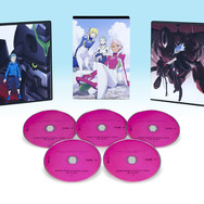 エウレカセブンAO Blu-ray BOX 【特装限定版】18,000円（税抜）(C)2012 BONES/Project EUREKA AO