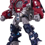 G-SHOCK × TRANSFORMERS　『マスターオプティマスプライム　レゾナントモード〔G-SHOCKセット〕』29,000円（税抜）(C)TOMY