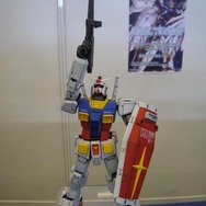 【ジャパンエキスポ2013】フランスのガンダムファンってどんな感じ？ 非営利団体「ガンダムの世界を世に広める会」のブースをレポート