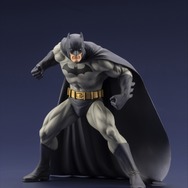 「ARTFX+バットマン HUSH」6,800円（税抜）BATMAN and all related characters and elements （C） & TM DC Comics.（s19）