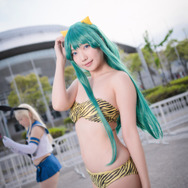 【コスプレ】「ニコニコ超会議2019」2日目美女レイヤーまとめ 化物語、アズレン、アイマスほか【写真171枚】