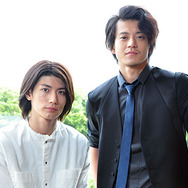小栗旬＆三浦春馬『キャプテンハーロック』／Photo：Naoki Kurozu