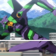 スマートフォン向け公式アプリ「EVA-EXTRA」C）カラー