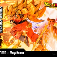 「メガプレミアムマスターライン ドラゴンボールZ 孫悟空（超サイヤ人）」通常版127,000円（税別）DX版155,000円（税別）（C）バードスタジオ／集英社・東映アニメーション（C）バードスタジオ／集英社・東映アニメーション