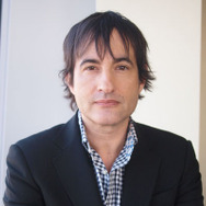 ジョシュア・マイケル・スターン監督