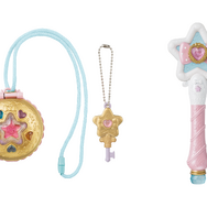 『ミュークルドリーミー』ドリーミーコンパクトミュークルキー付き＆ミュークルステッキ（C）2017,2020 SANRIO CO.,LTD. ミュークルドリーミー製作委員会・テレビ東京