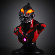 「ULTRAMAN ARCHIVES CLASSIC ARTS SUIT SIZE BUST ウルトラマンベリアル」198,000円(税抜) （C）TSUBURAYA PRODUCTIONS