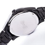 忍野忍モデル腕時計／19,800円(税別)（C）西尾維新／講談社・アニプレックス・シャフト
