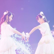 「ClariS 10th Anniversary Precious LIVE～ Gift ～」の様子（Photo by 平野タカシ）