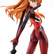 「シン・エヴァンゲリオン劇場版 式波・アスカ・ラングレー［EVA2020］ 1/6スケール 完成品フィギュア」14,300円（税込）（C）カラー