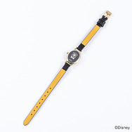 『ディズニーツイステッドワンダーランド』デザイン腕時計 サバナクロー寮デザイン各15,180円(税込)（C）Disney