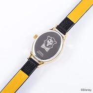 『ディズニーツイステッドワンダーランド』デザイン腕時計 サバナクロー寮デザイン各15,180円(税込)（C）Disney