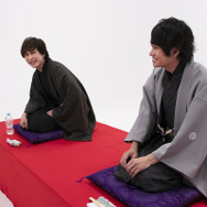 『僕ら的には理想の落語』第12話撮影時オフショット（C）ぼくらく