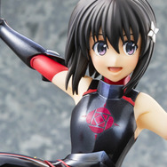 「CAworks 痛いのは嫌なので防御力に極振りしたいと思います。 メイプル 黒薔薇ノ鎧ver. 1/7スケールフィギュア」（C）2020　夕蜜柑・狐印／KADOKAWA／防振り製作委員会