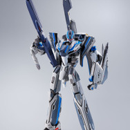 「DX超合金 初回限定版 VF-31AX カイロスプラス（ハヤテ・インメルマン機）」23,000円（税別）（C）創通・サンライズ