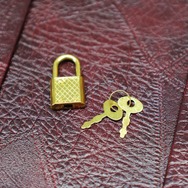 「ONE PIECEコラボレーションモデル第3弾　ルフィモデル＆シャンクスモデル（レッドver.）」（C）尾田栄一郎／集英社・フジテレビ・東映アニメーション（C）尾田栄一郎／2022｢ワンピース｣製作委員会