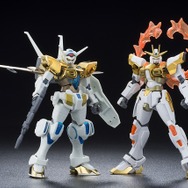 左）HG1/144 ガンダム G-セルフ（大気圏用パック装備型）、右）HGBF1/144 ビルドバーニングガンダム　(C)創通・サンライズ・MBS　(C)創通・サンライズ・テレビ東京