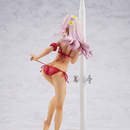 「『Fate/Kaleid liner プリズマ☆イリヤ ツヴァイ ヘルツ！』クロエ・フォン・アインツベルン ビキニver.」22,000円（税込）（C）2015 ひろやまひろし・TYPE－MOON／KADOKAWA／「プリズマ☆イリヤ ツヴァイヘルツ！」製作委員会