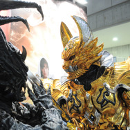 ホラーと戦う黄金騎士、大迫力の牙狼ブースに肉薄！＠AnimeJapan 2015
