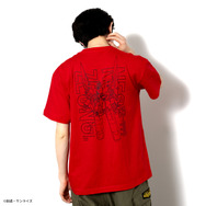 「STRICT-G『機動戦士ガンダムUC』半袖Tシャツ」ネオ・ジオング柄（レッド）各4,730円（税込）（C）創通・サンライズ