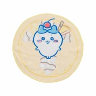 「ちいかわ」たちが“クレープ”になっちゃった…！新作くじが本日27日より発売、ぬいぐるみなど全15種類の景品がどれも可愛い