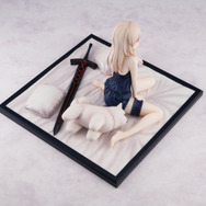 「『Fate/stay night [Heaven's Feel]』 セイバーオルタ ベビードールver.」通常版27,500円（税込）／KADOKAWAスペシャルセット30,800円（税込）（C）TYPE-MOON